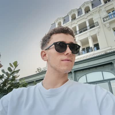 Olan Jouan, créateur de sites internet pour artisans